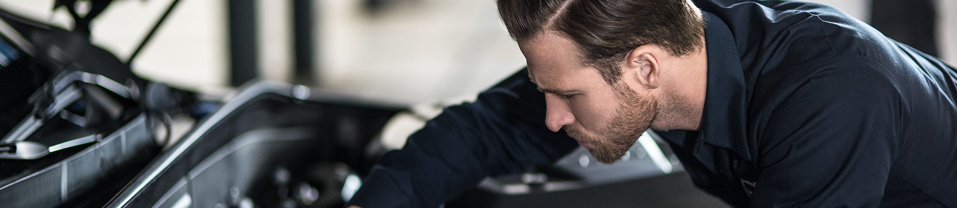 www.hameenautovaruste.fi