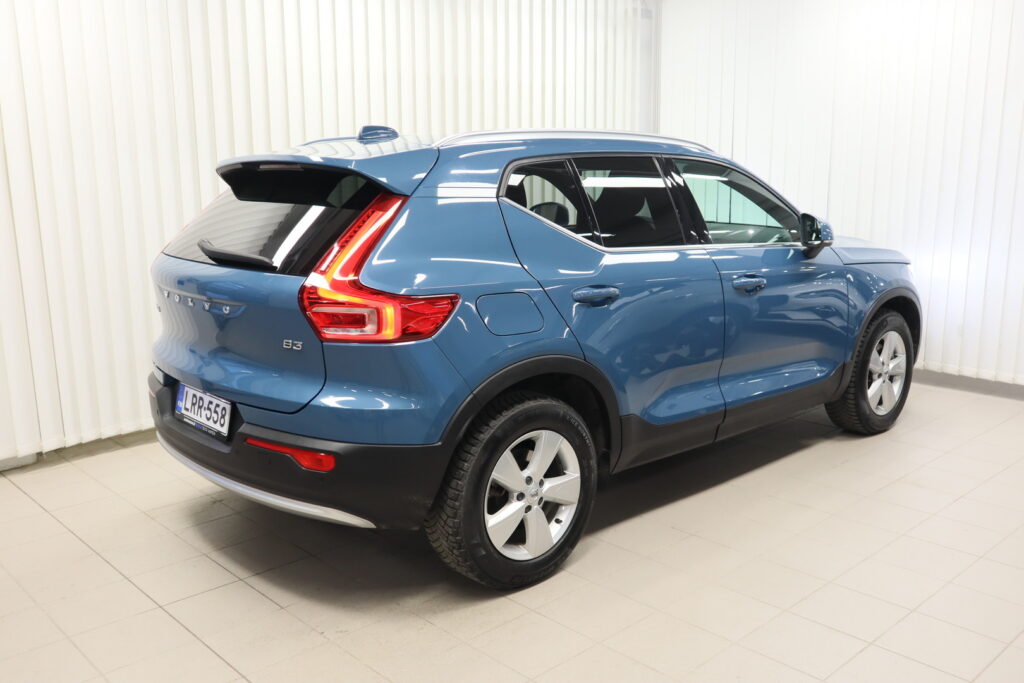 Volvo XC40, image 3