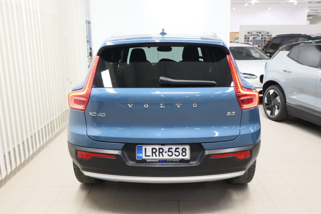 Volvo XC40, image 4