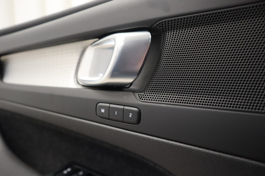 Volvo XC40, image 9
