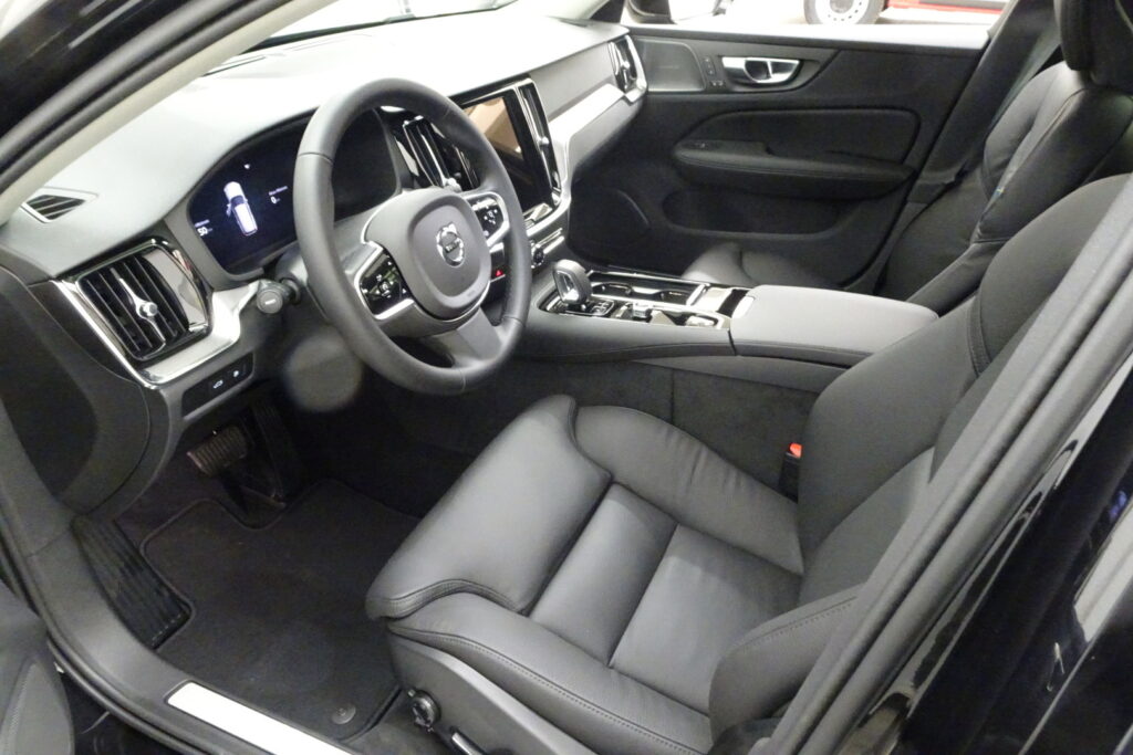 Volvo V60, image 10