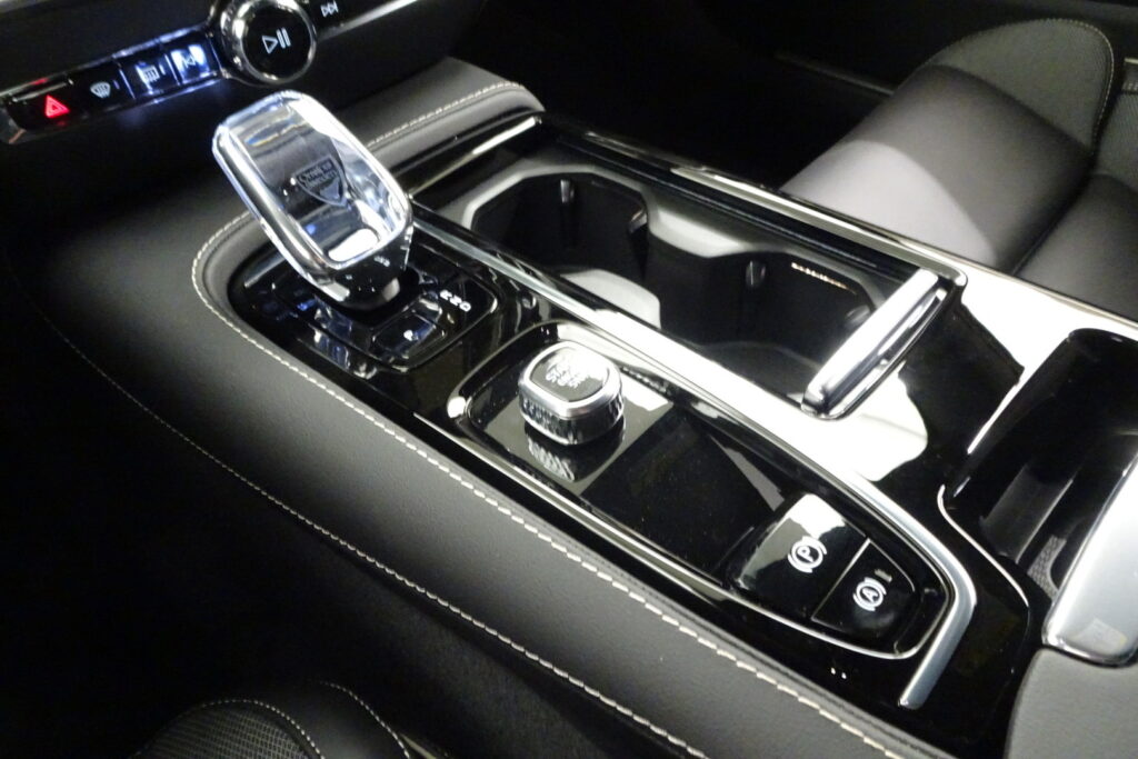 Volvo V60, image 8