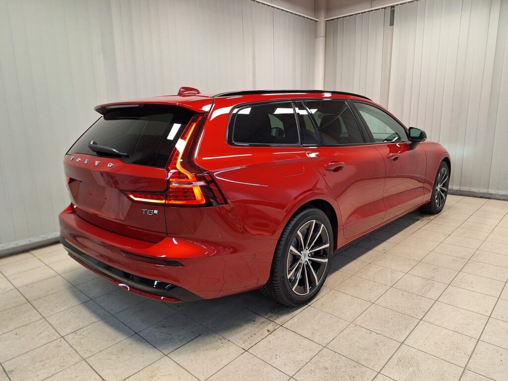 Volvo V60, image 9