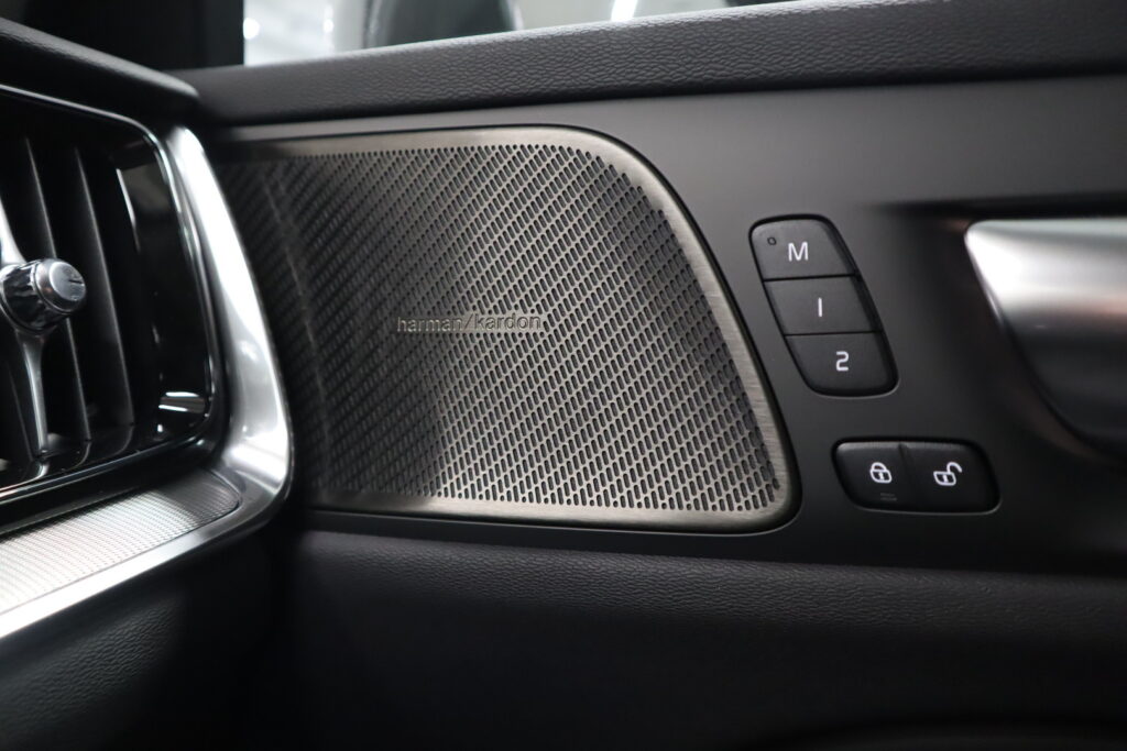 Volvo V60, image 13