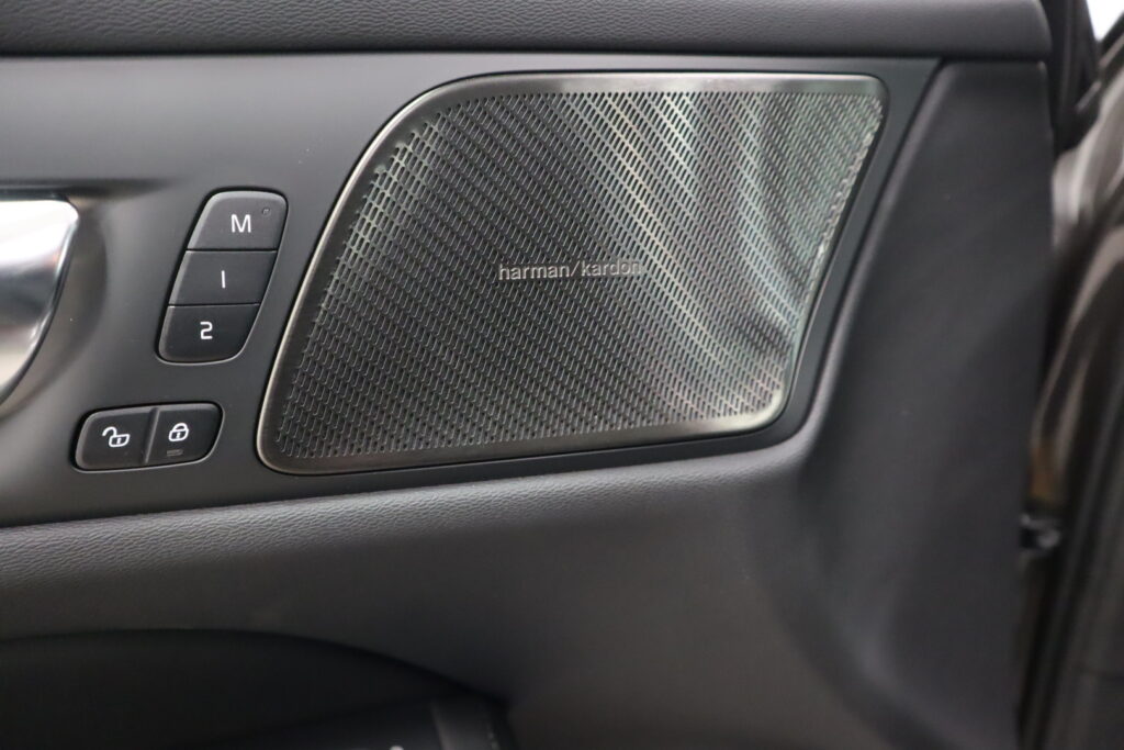 Volvo V60, image 8