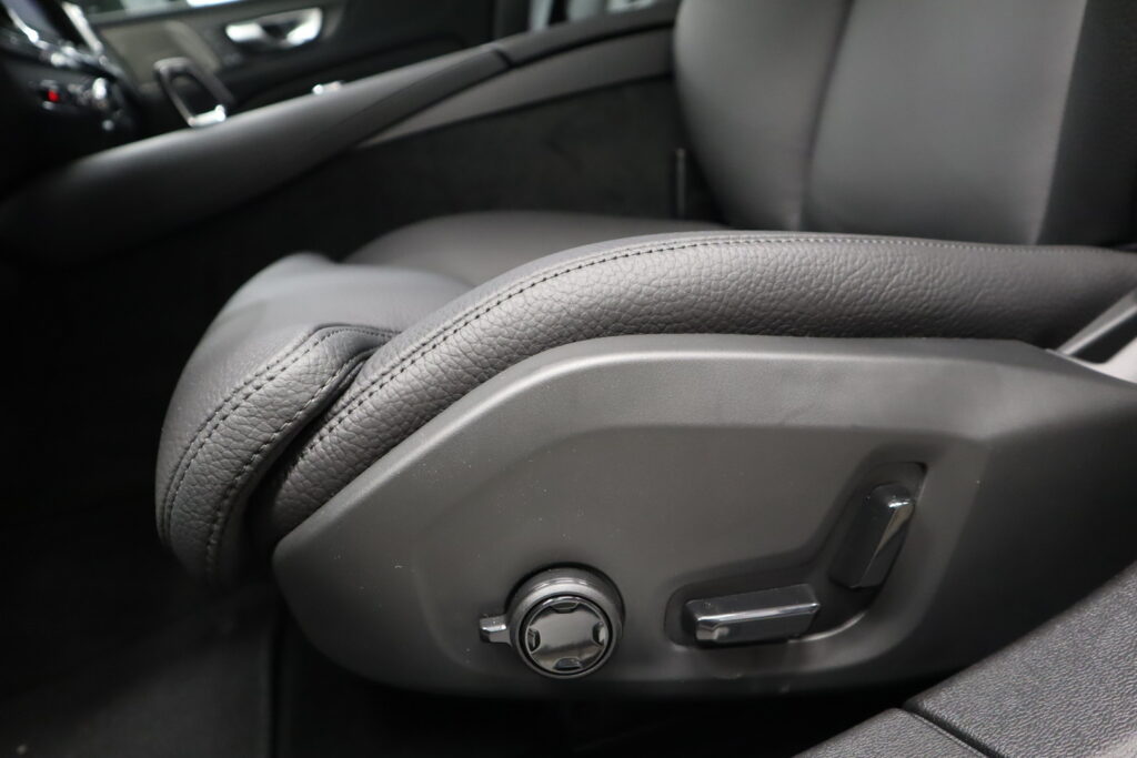 Volvo V60, image 9