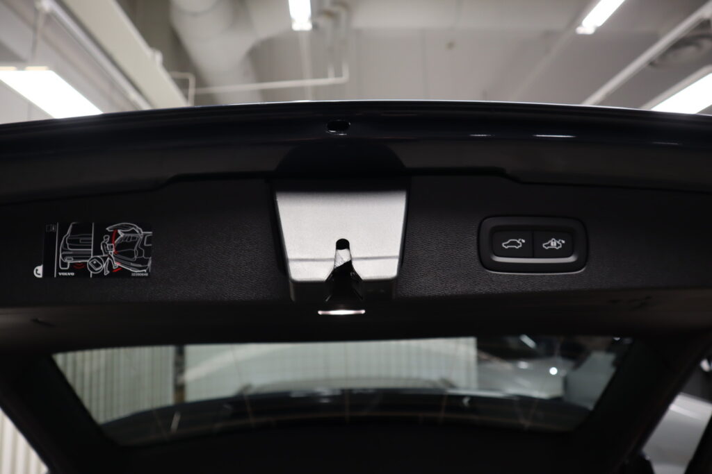 Volvo V60, image 18