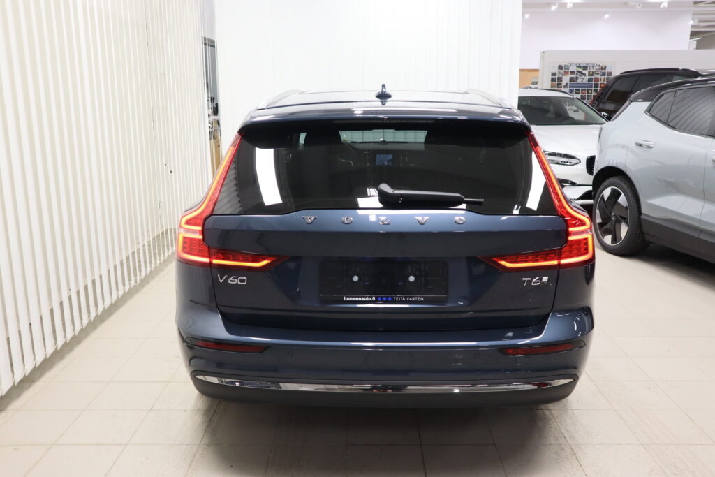 Volvo V60, image 4