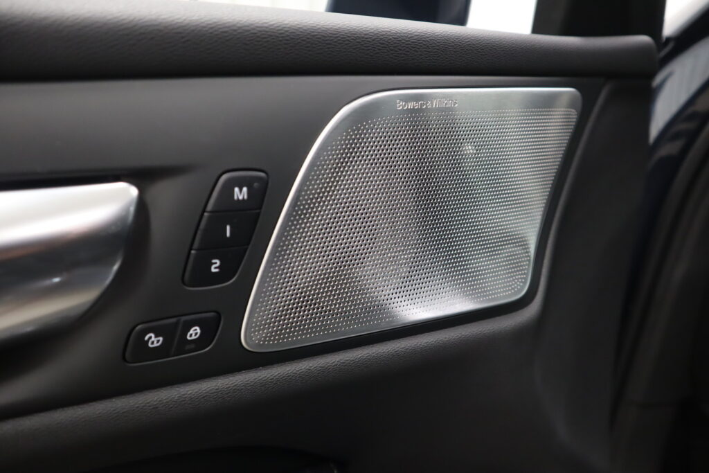 Volvo V60, image 8