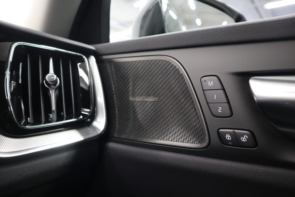 Volvo V60, image 10