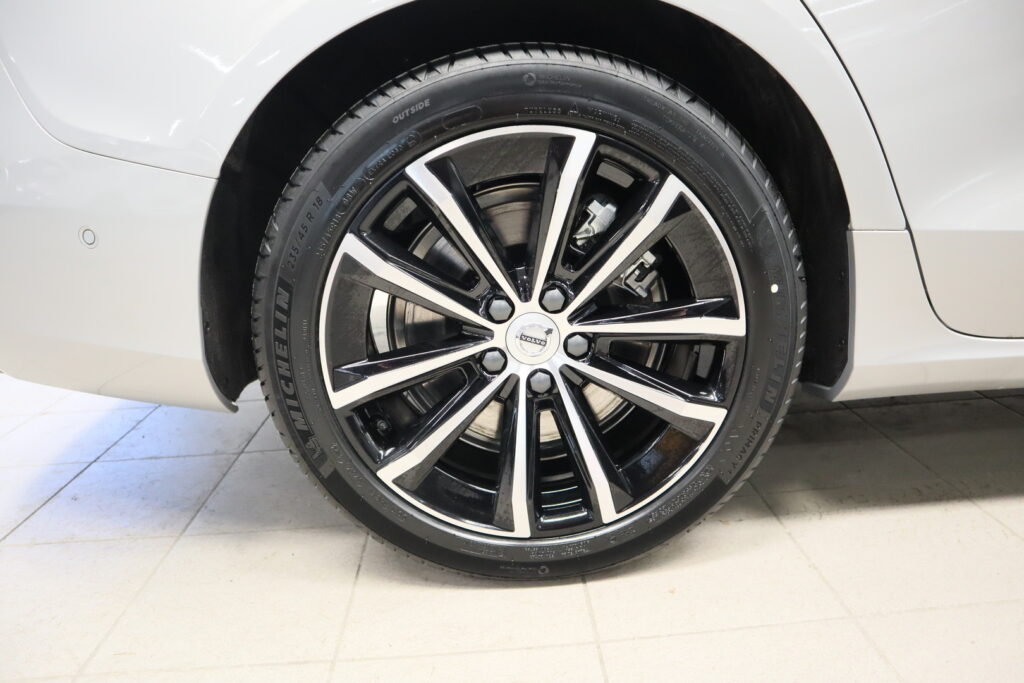 Volvo V60, image 14