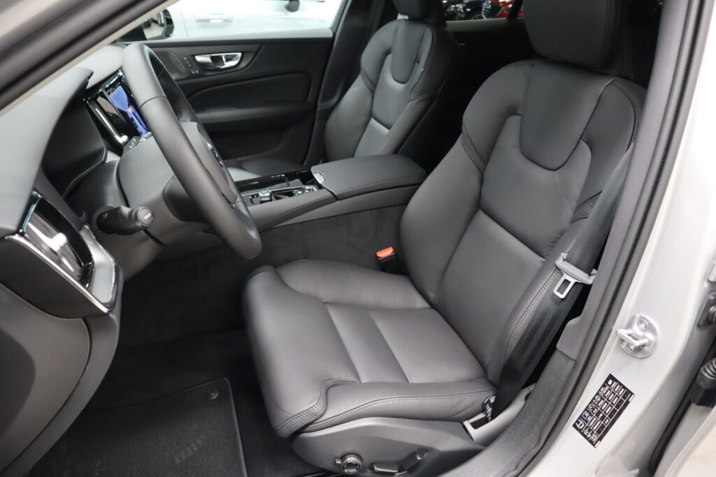 Volvo V60, image 6