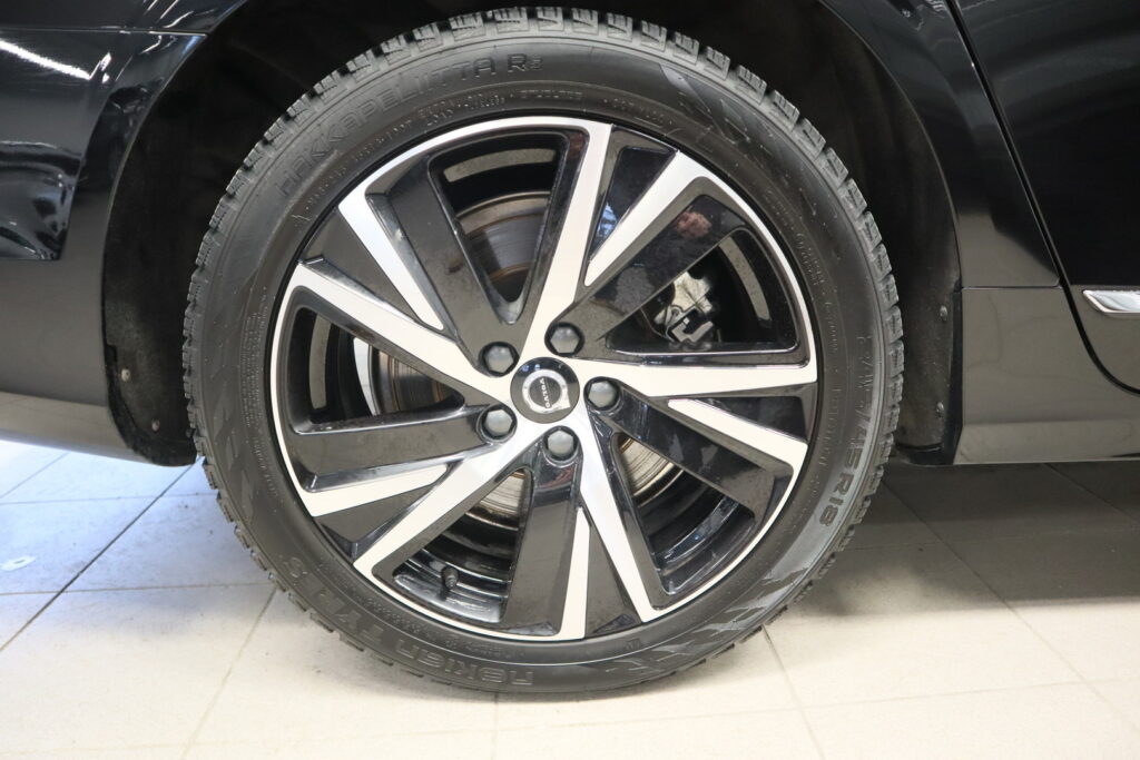 Volvo V90, image 21