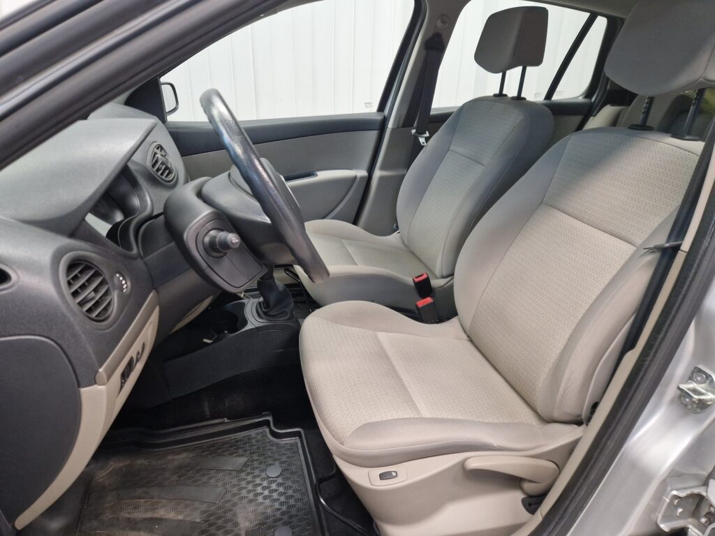 Renault Clio Sport Tourer, image 11