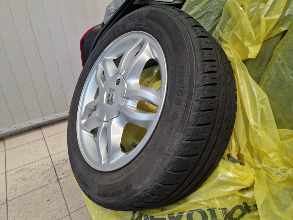 Renault Clio Sport Tourer, image 15