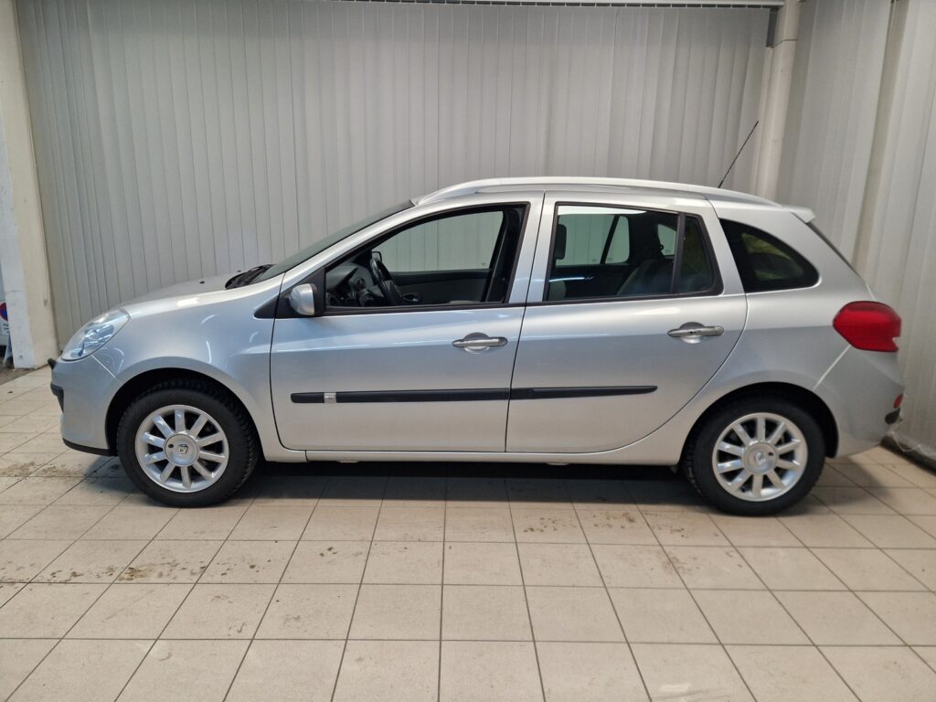 Renault Clio Sport Tourer, image 6