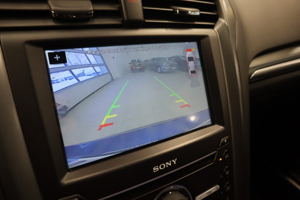 Ford Mondeo, image 13