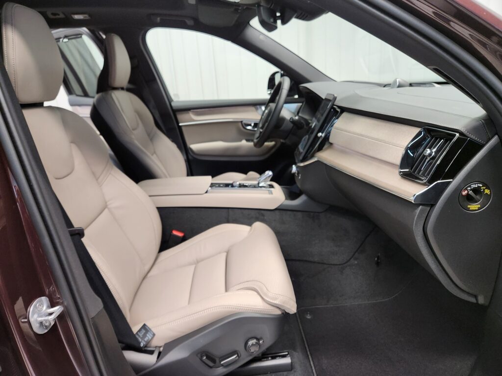 Volvo XC90, image 13