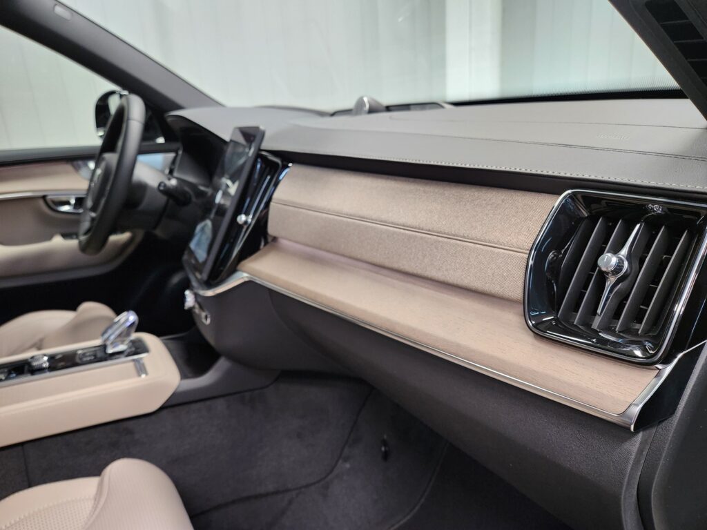Volvo XC90, image 14