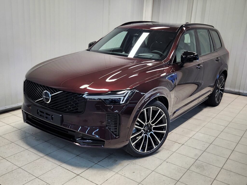 Volvo XC90, image 2