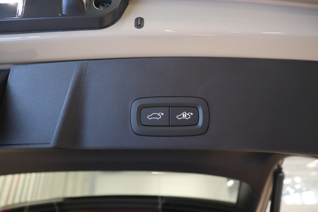 Volvo XC40, image 6