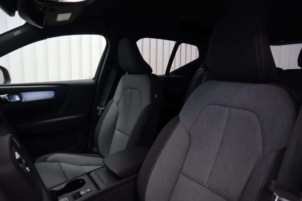 Volvo XC40, image 9