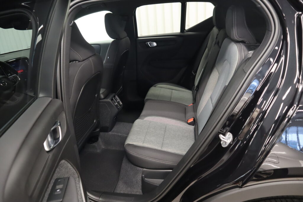 Volvo XC40, image 10