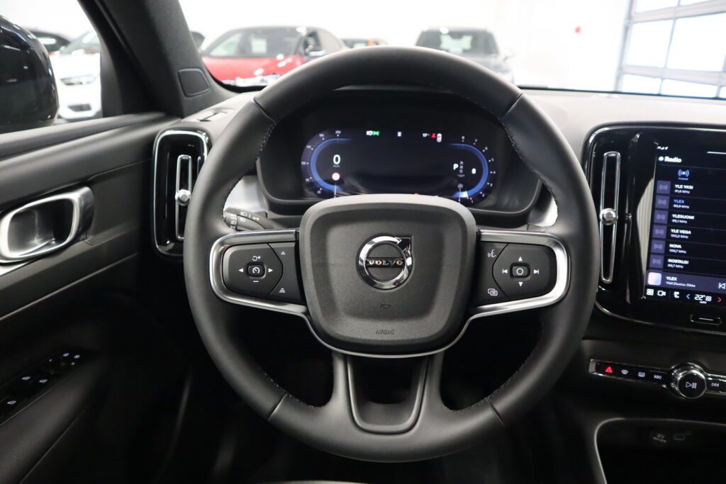 Volvo XC40, image 12