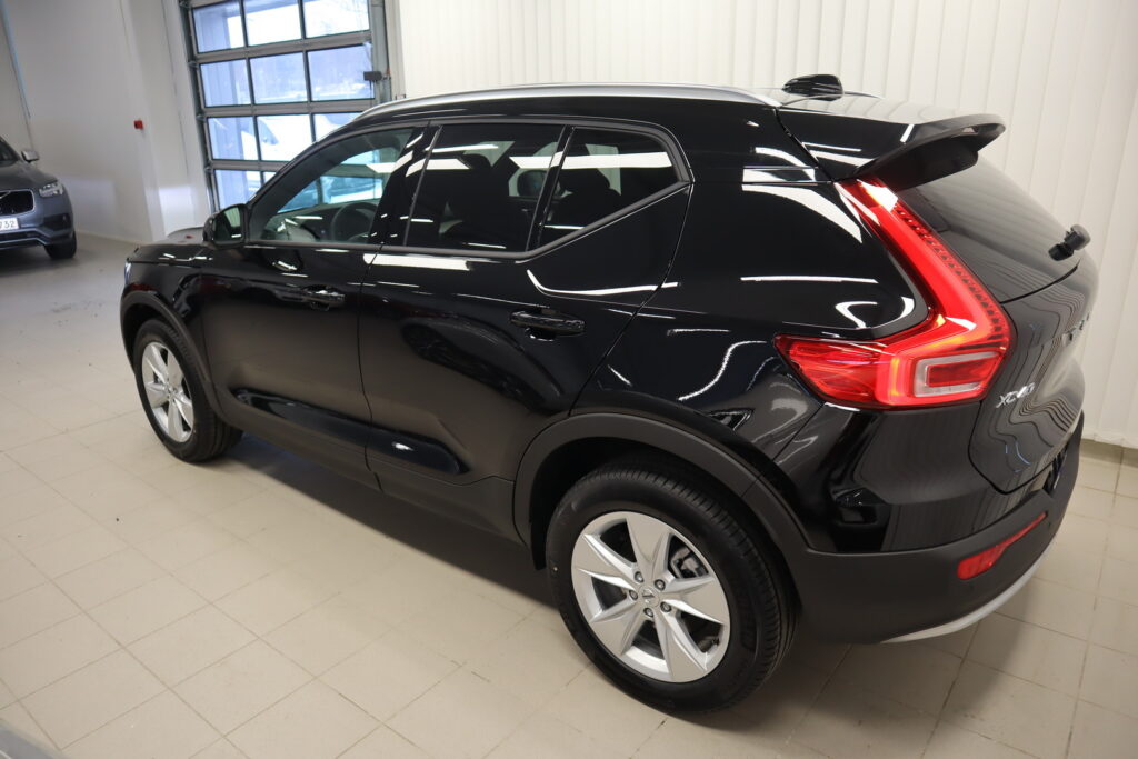 Volvo XC40, image 4
