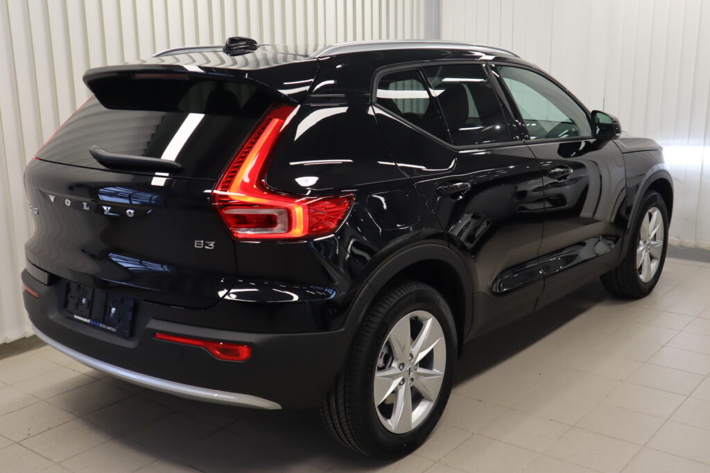 Volvo XC40, image 8