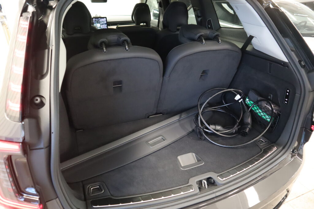 Volvo EX90, image 20