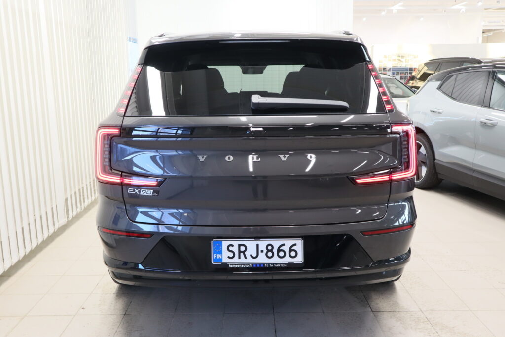 Volvo EX90, image 4