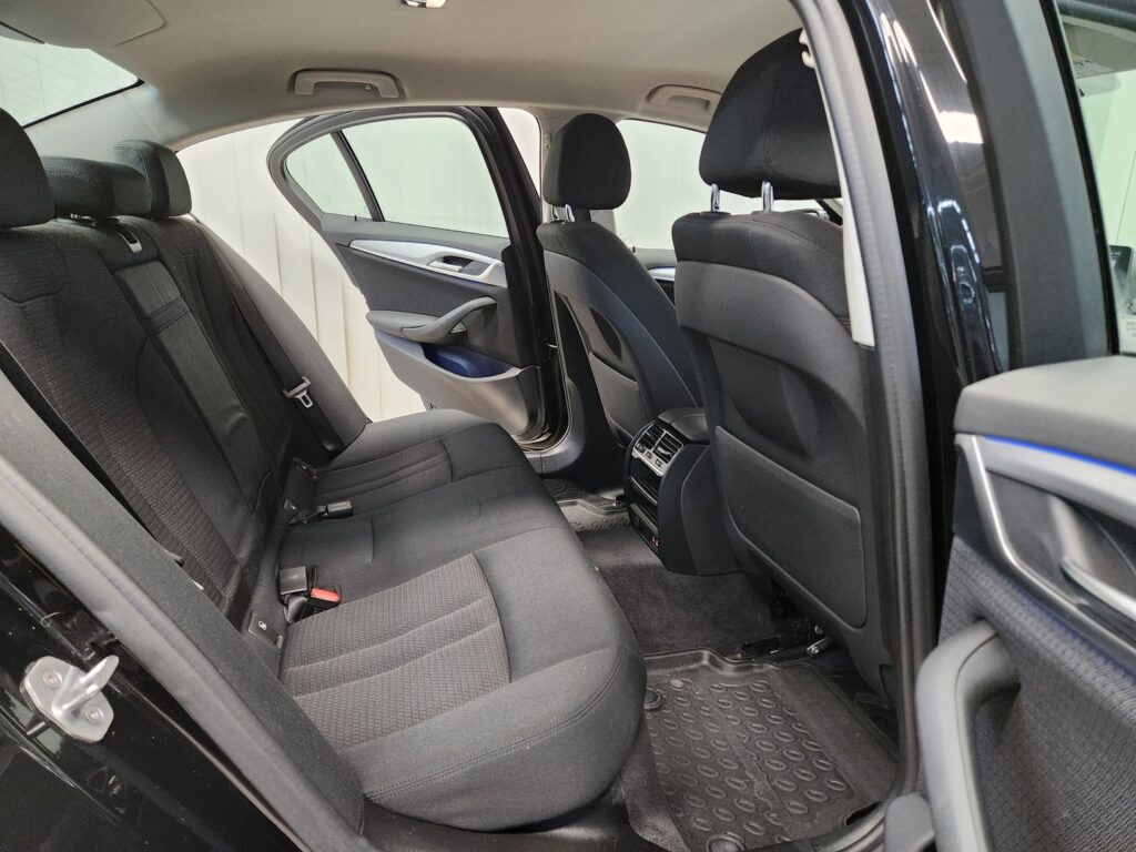 BMW 530, image 8