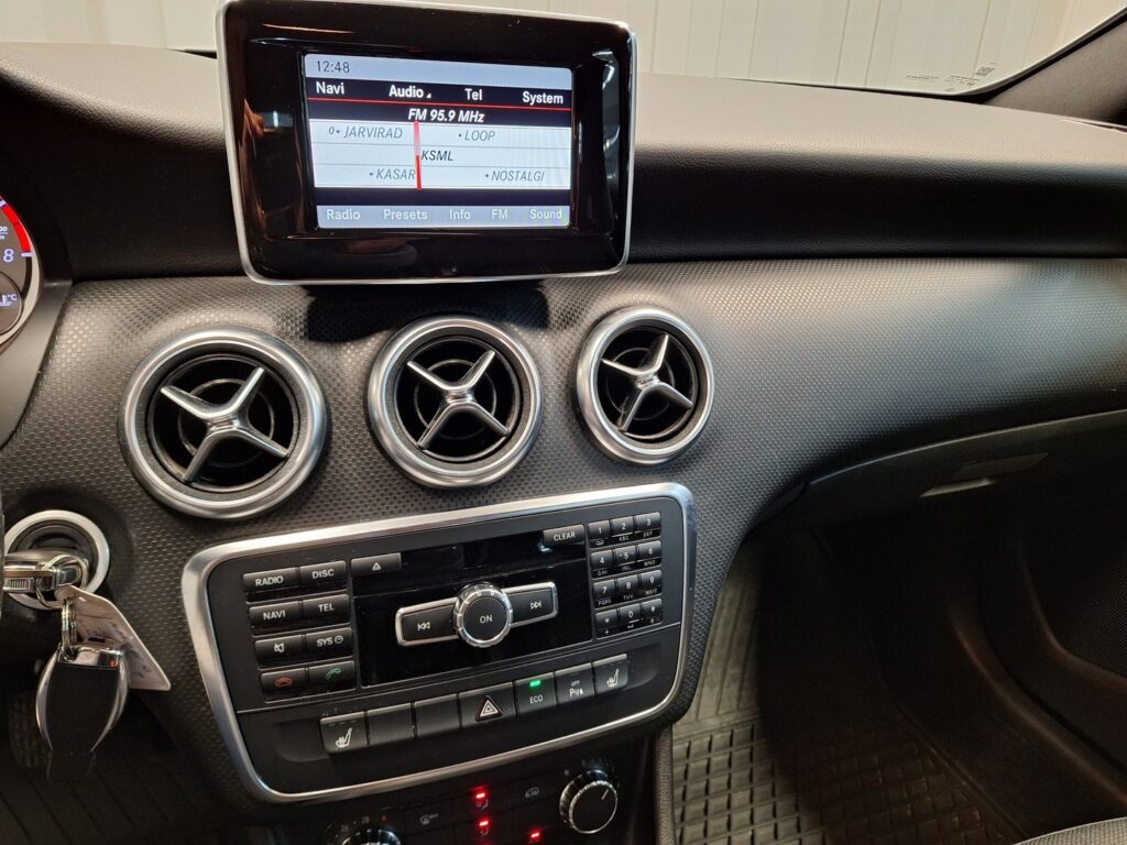 Mercedes-Benz A, image 17