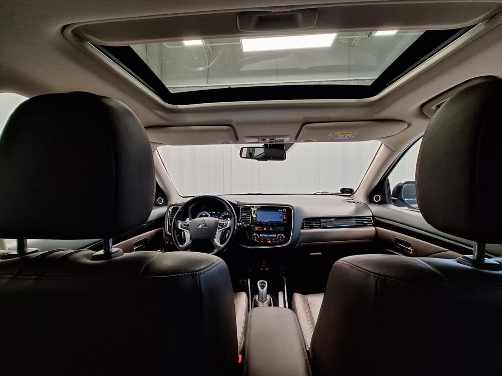 Mitsubishi OUTLANDER PHEV, image 14