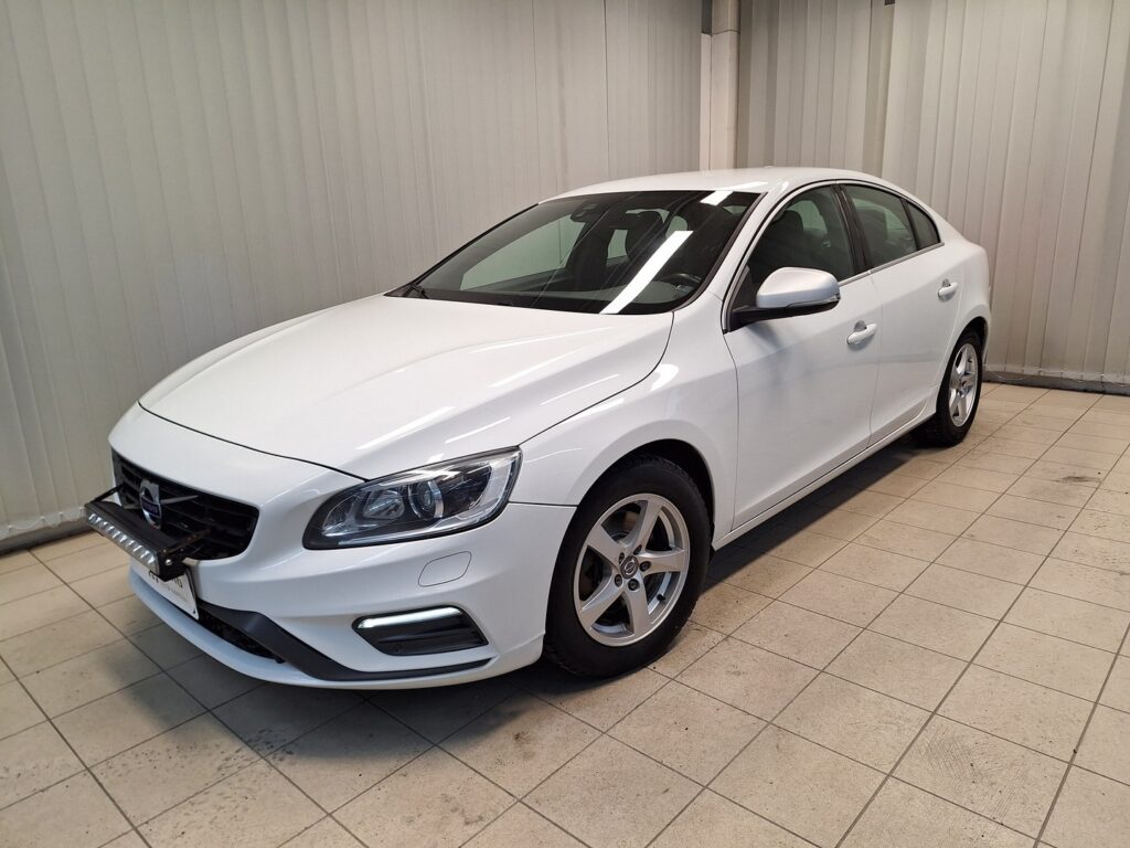 Volvo S60, image 2