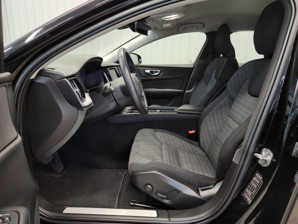 Volvo V60, image 6