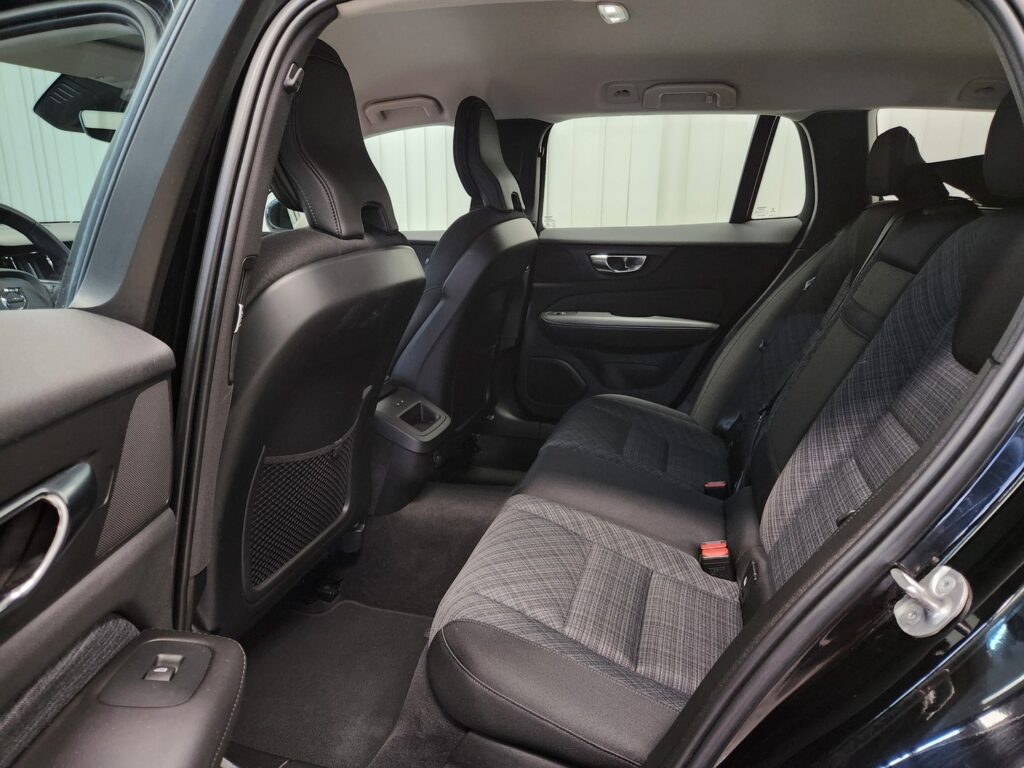 Volvo V60, image 7