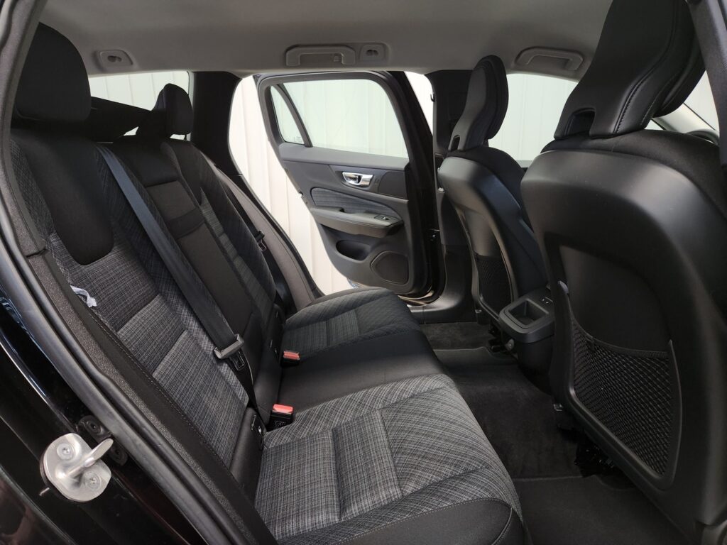 Volvo V60, image 8