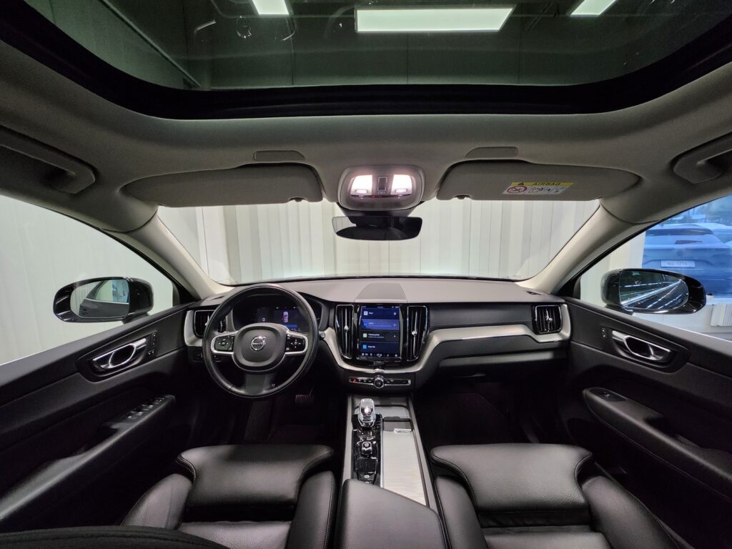 Volvo XC60, image 10
