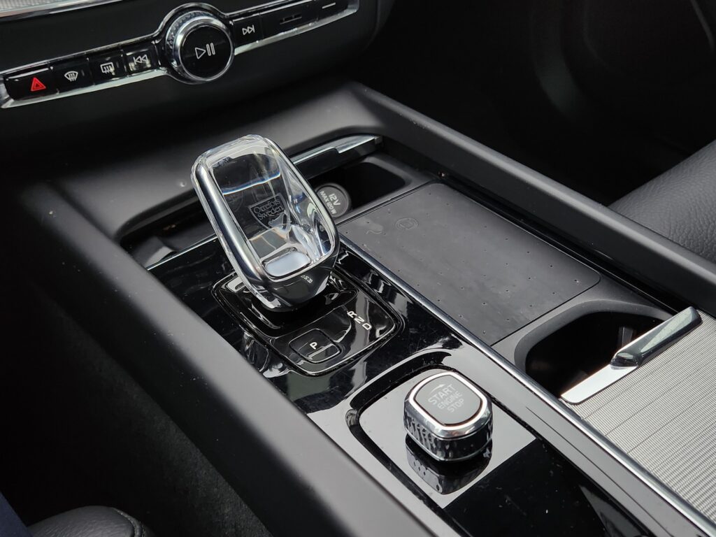 Volvo XC60, image 16