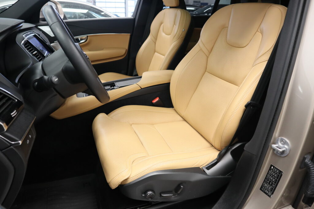 Volvo XC90, image 10
