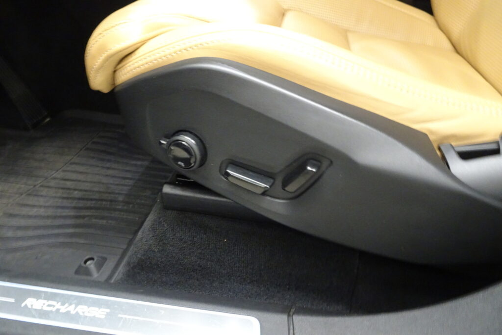 Volvo XC90, image 17