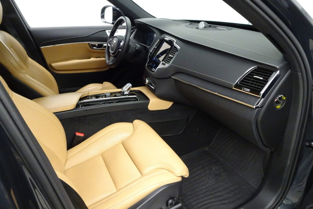 Volvo XC90, image 18