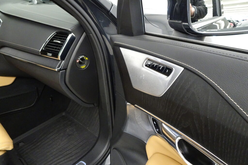 Volvo XC90, image 19