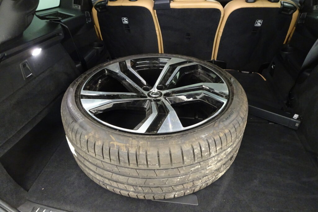 Volvo XC90, image 23