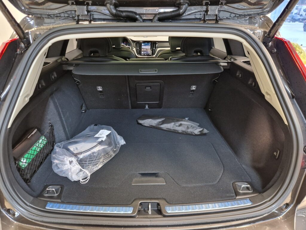 Volvo V60, image 17