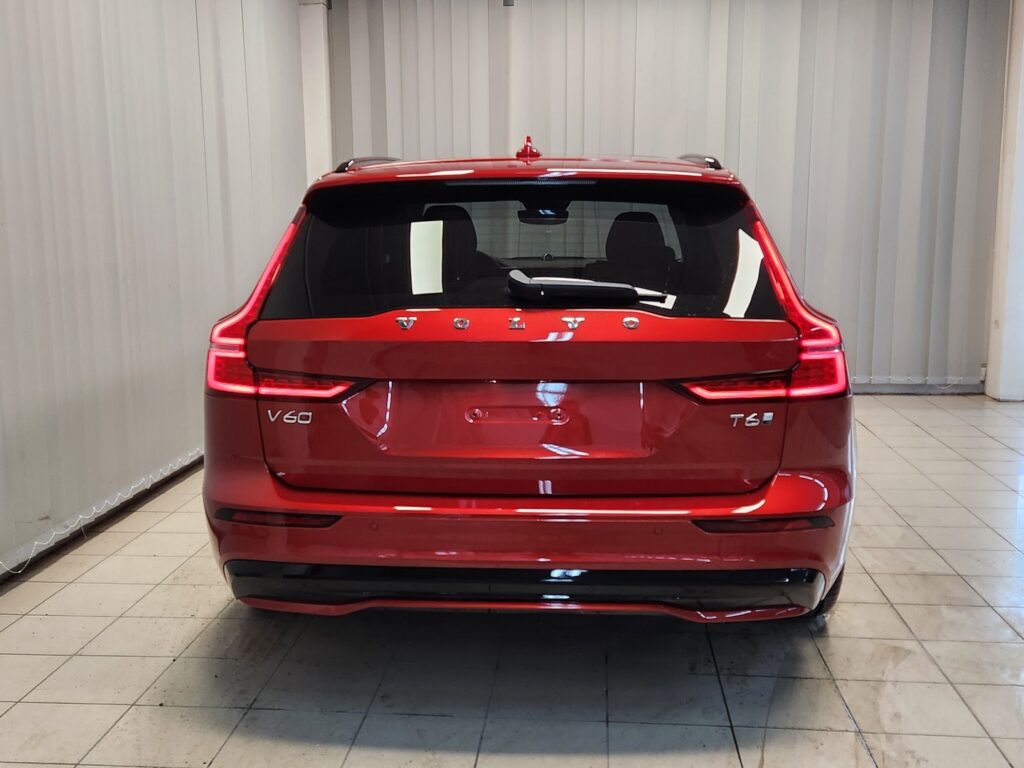 Volvo V60, image 4