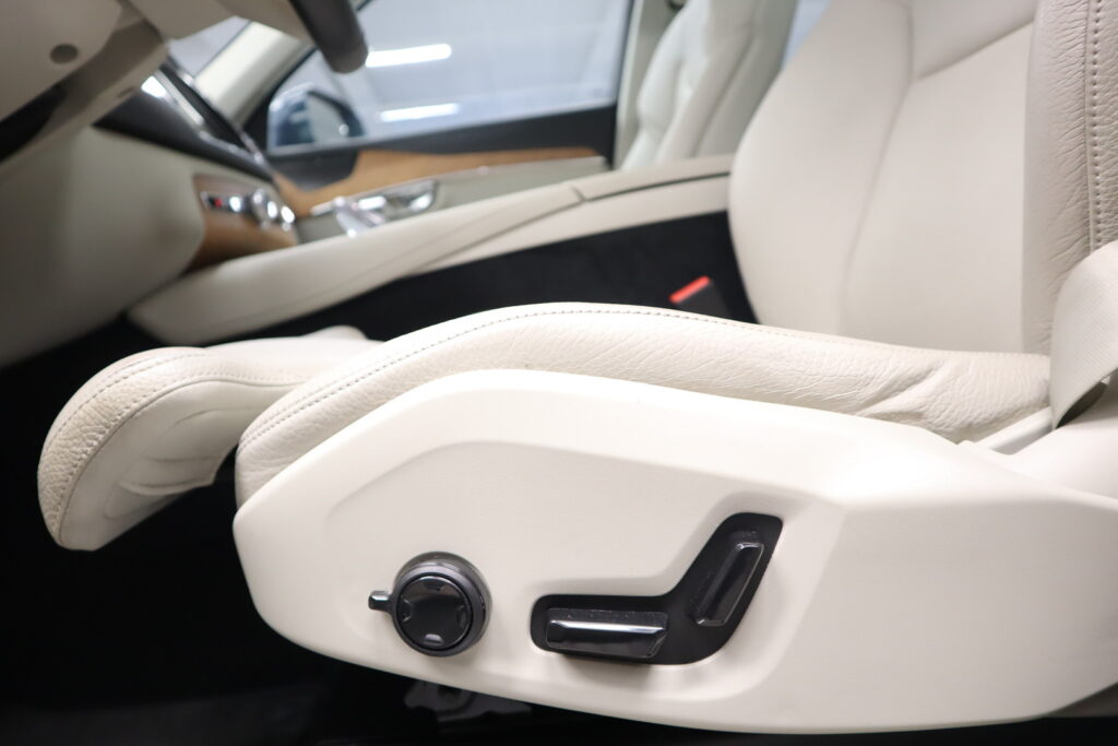 Volvo XC90, image 10