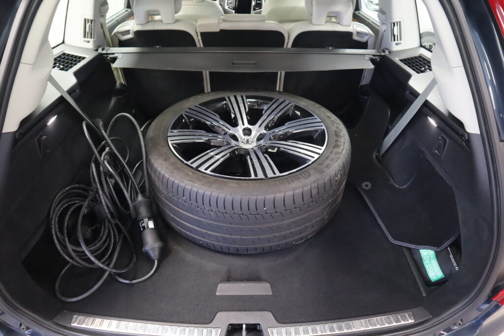 Volvo XC90, image 21